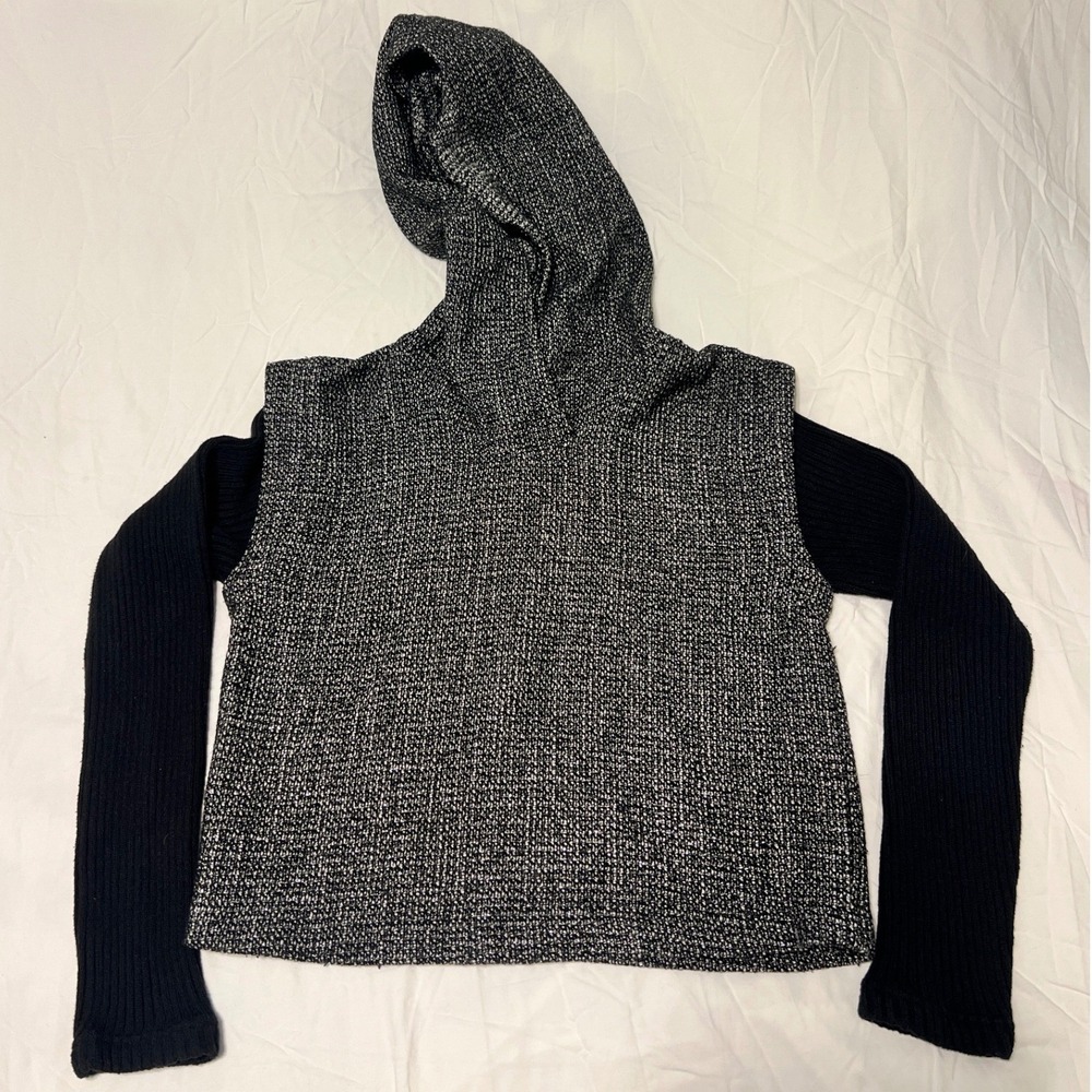 BCBGeneration Black Silver Textured Hooded Sweater Ribbed Sleeves ESW1T313 Small